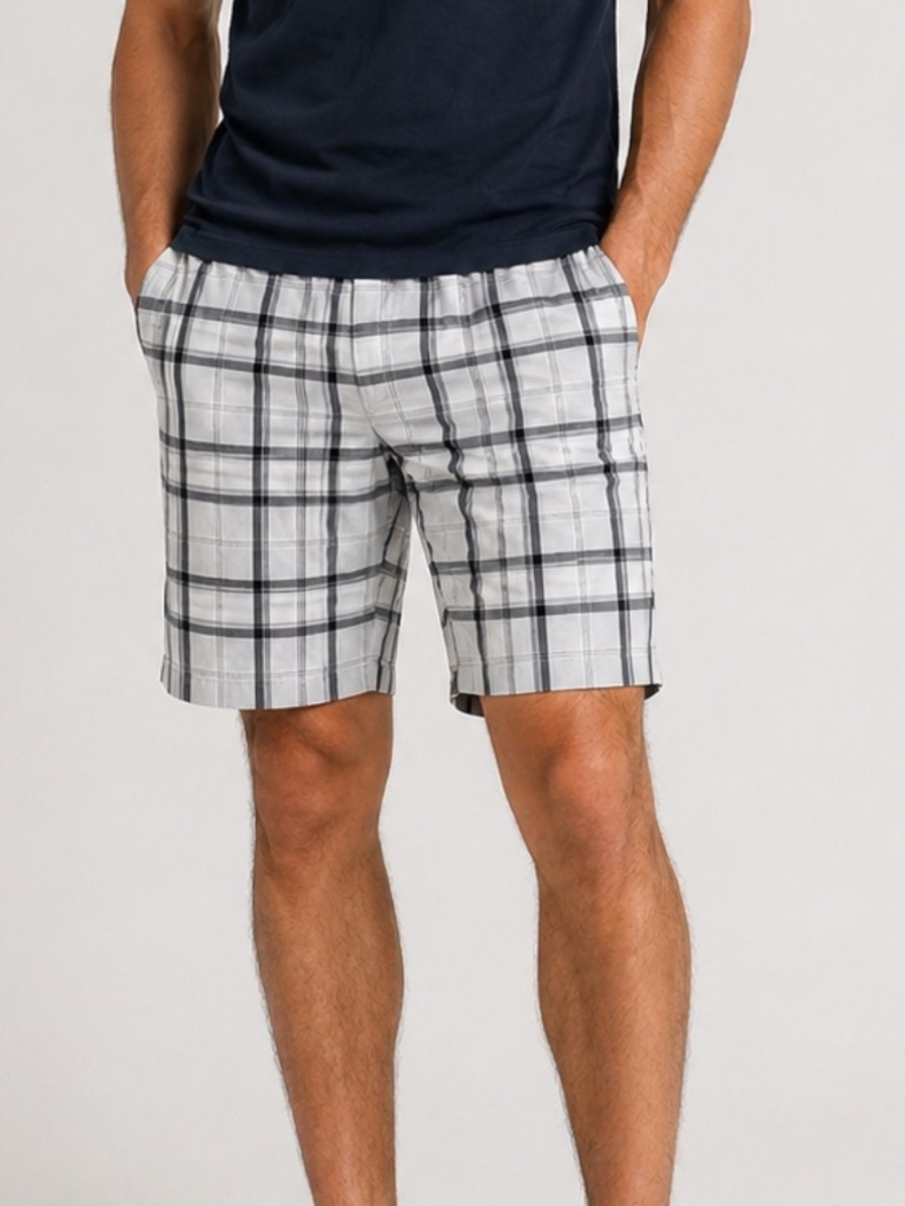 Mens Perry Ellis shorts size 36